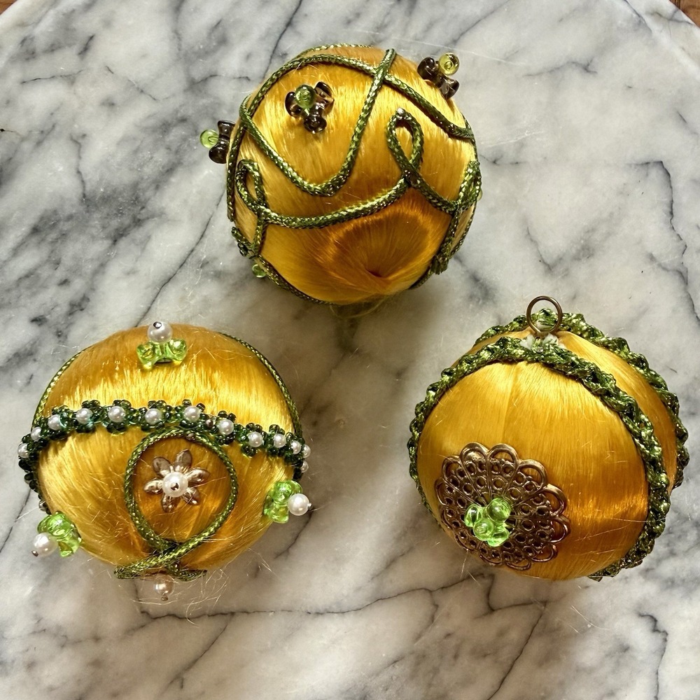 3pc VTG 60s MCM Christmas Tree 2.5" Ball Ornaments Satin Filigree Gold Push Pin
